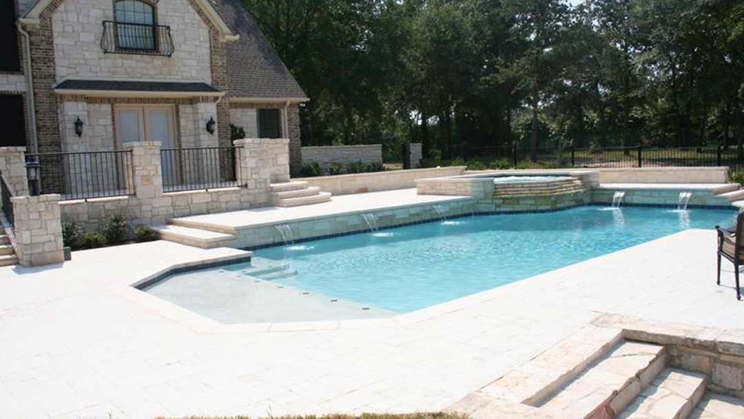 Pool Builder in Monahans — VisCon Pools